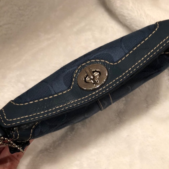 Coach Wristlet - Picture 2 of 5